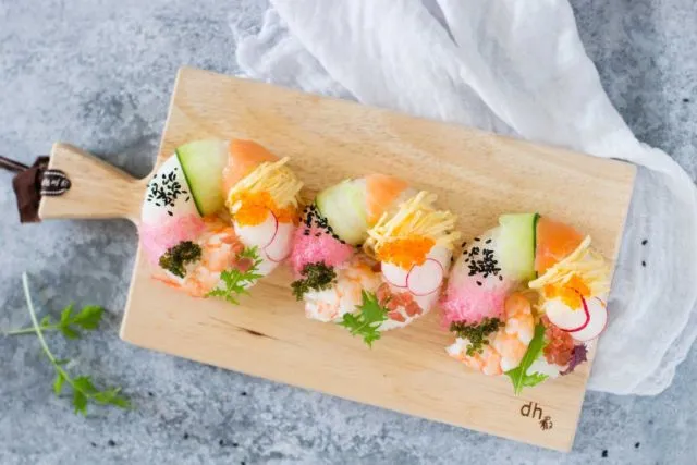 6 Resep Sushi Rumahan, BisaBikin di Dapur Sendiri 10