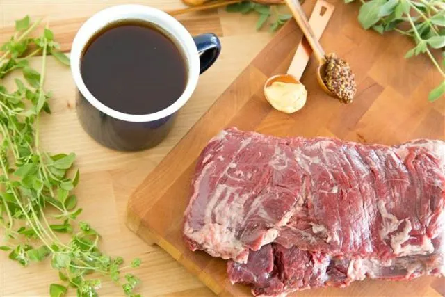 12 Bahan Rendaman Pengempuk Daging, Jadi Nggak Alot dan Gampang Dikunyah 18