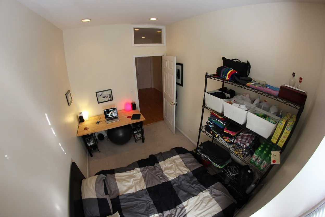 12 Perabotan Kamar Kos yang Bisa Dibawa dari Rumah. Merepotkan Finansial Orangtua Kalau Beli Lagi