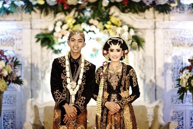 6 Gaya Makeup Pernikahan yang Banyak Diterapkan di Indonesia. Mulai Tradisional Sampai Modern Semua Ada 7