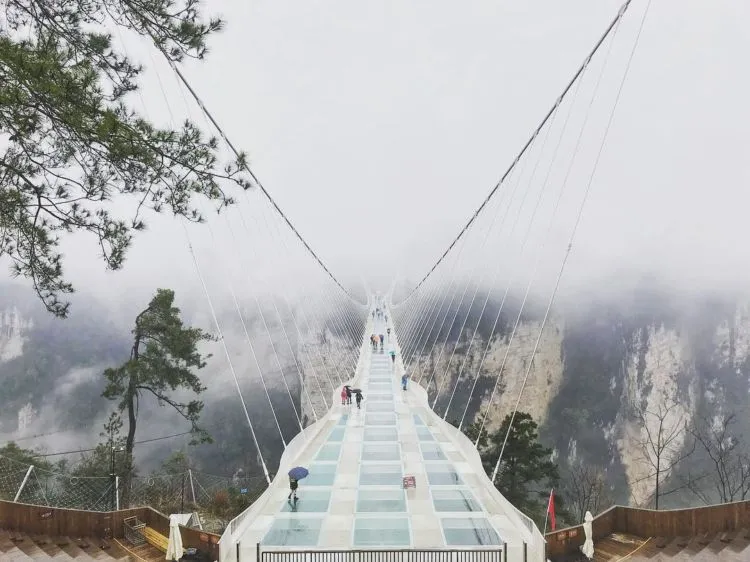 Begini Perbedaan Foto Instagram vs Realita Destinasi Wisata Populer. Kontras Banget ya? 14