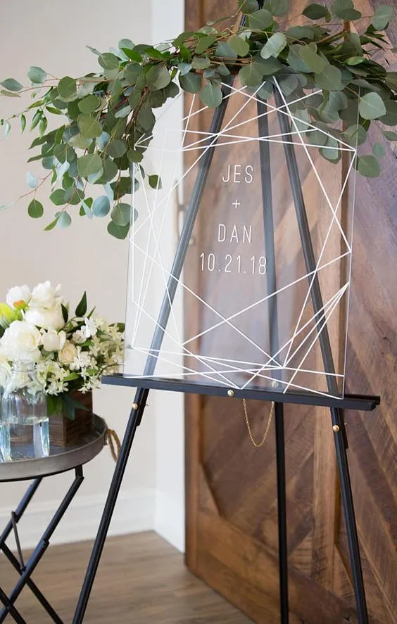 12+ Inspirasi Wedding Sign Gaya Rustic untuk Pernikahan. Lebih dari Sekadar Penanda Tamu Undangan! 25