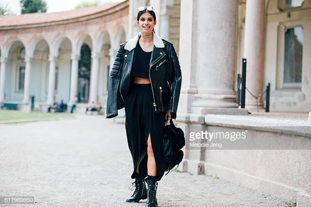 10+ Inspirasi Gaya Supermodel Kelas Dunia Mengenakan Tas Ransel. Saat Off-Catwalk, Mereka Pun Tak Beda Seperti Kita 19