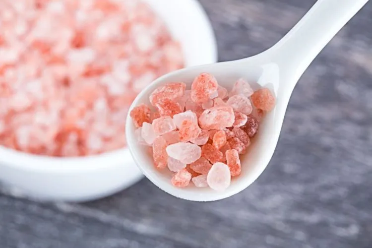 12 Aneka Bentuk dan Rasa Garam dari Seluruh Dunia. Tak Cuma yang Berwarna Putih Saja 16