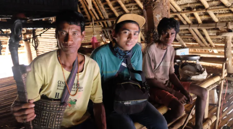 Kampung Adat Ratenggaro, Desa Terindah di Pulau Sumba. Nuansa Magisnya Begitu Terasa! 6