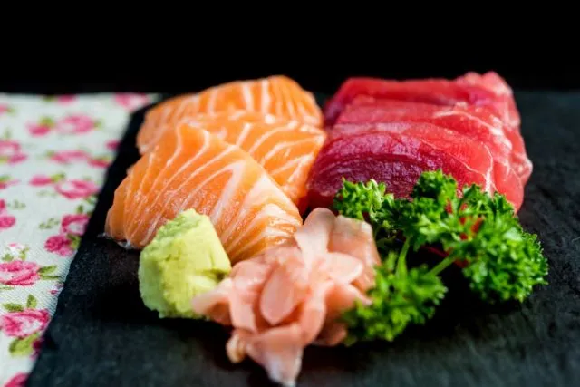 7 Makanan Pembentuk Kolagen yang Ampuh Bikin Kulit Lebih Kencang 8 makanan kaya kolagen