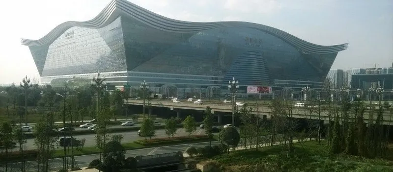 10+ Potret Pencakar Langit di China yang Bentuknya Makin Nyeleneh dan Bikin Penasaran 15