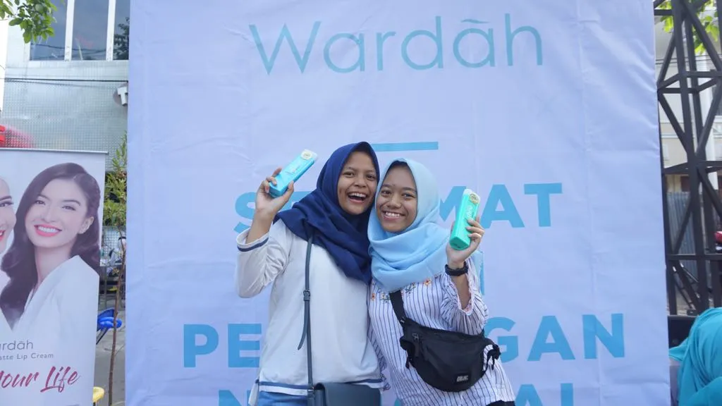 Intip Keseruan Wardah dengan Pelanggan dalam Rangkaian Acara Hari Pelanggan Nasional 2