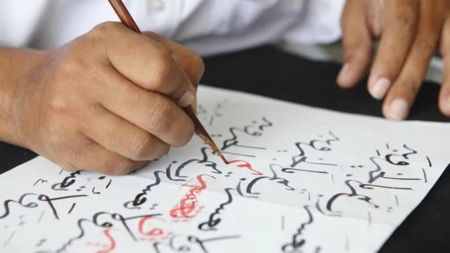 7 Bahasa di Dunia yang Paling Sulit Dipelajari 9