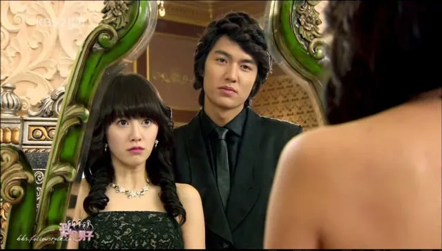 8 Drama Korea ini Bisa Bikin Kisah Cintamu Jadi Hambar. Karena Hidup Nggak Seimajinatif itu, Guys~ 15
