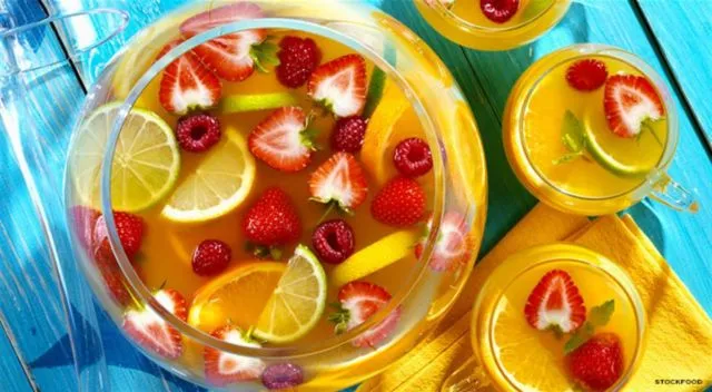 7 Makanan Pembentuk Kolagen yang Ampuh Bikin Kulit Lebih Kencang 14 makanan kaya kolagen