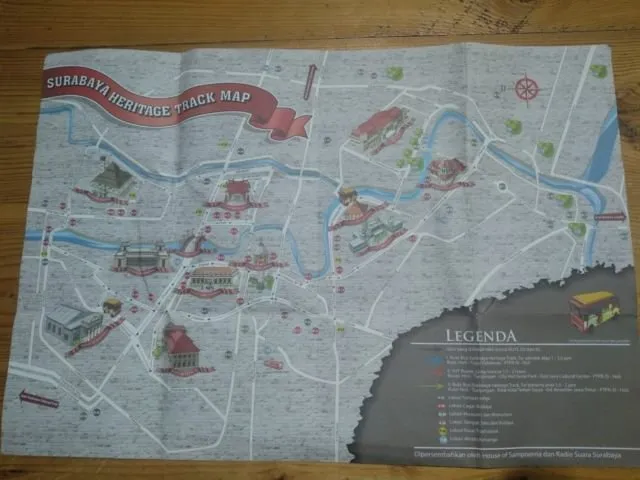 Plesiran ke Surabaya, Kamu Mesti Coba Berkeliling Kota dengan Bus Surabaya Heritage Track! 16