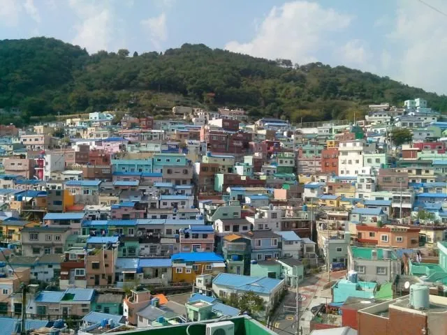 Gamcheon Village, Desa Warna-Warni di Busan Korea Selatan. Dulunya Kumuh Sekarang Instagramable! 7