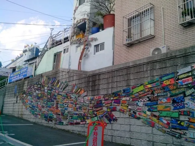 Gamcheon Village, Desa Warna-Warni di Busan Korea Selatan. Dulunya Kumuh Sekarang Instagramable! 11
