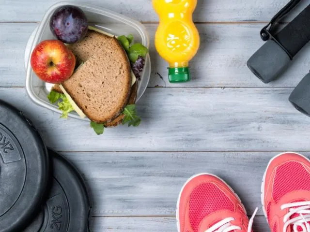 Biar Badan Nggak Makin Melar, Baiknya Makan Sebelum atau Setelah Olahraga, Ya? 6