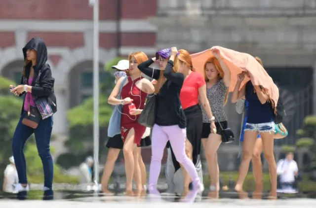12 Potret Dahsyatnya Cuaca Ekstrem di Jepang Beberapa Hari Terakhir, Angin Topan Sampai Gempa Besar 15