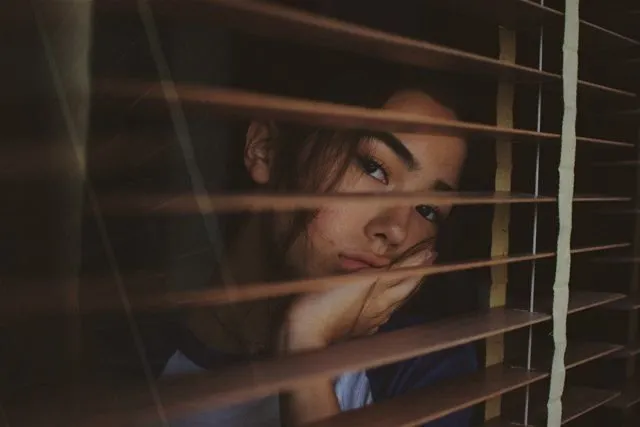 5 Hal yang Pasti Dirasakan Kamu, Cewek yang Sedang Dihampiri Quarter Life Crisis 9