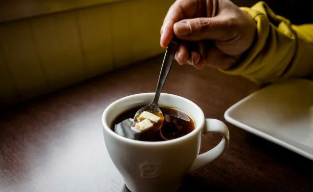 8 Cara Seru Menyeduh Kopi yang Rasanya Jelas Beda, di Kafe Jarang Ada 14 cara seru menyeduh kopi