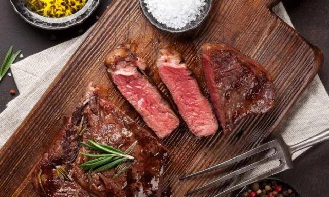 Pro Kontra Diet 'Karnivora', Hanya Makan Daging Saja Bisa Bikin Kurus. Terkesan Menyenangkan, Tapi.... 5