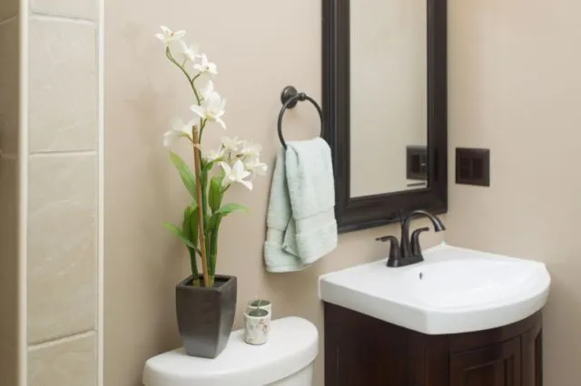 6 Jenis Handuk yang Tersedia di Kamar Hotel. Jangan Salah Pakai! 8 jenis handuk hotel