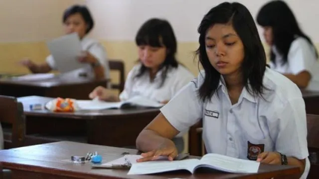 Pelajar SMK Dilarang Ikut Ujian Cuma Gara-gara Nunggak SPP. Padahal Dia Termasuk Siswa Miskin Lho 7