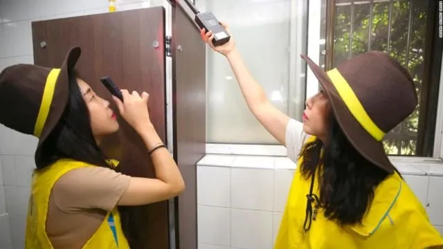 Kamera Pengintai Marak di Seoul, Perempuan Kerap Jadi Korban Saat Masuk Toilet Umum. Ngeri Banget! 7