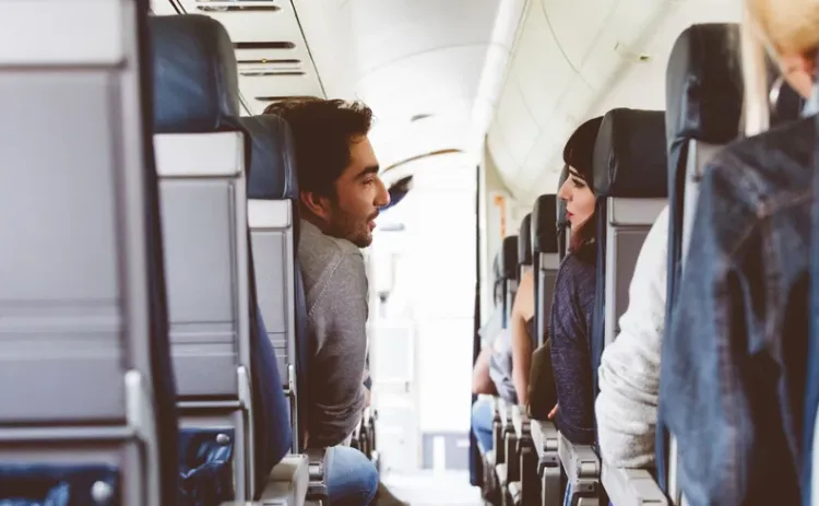 7 Tips Biar Bisa Dapetin Jodoh Saat Traveling. Nggak Sulit Kok Kalau Mau Usaha! 9