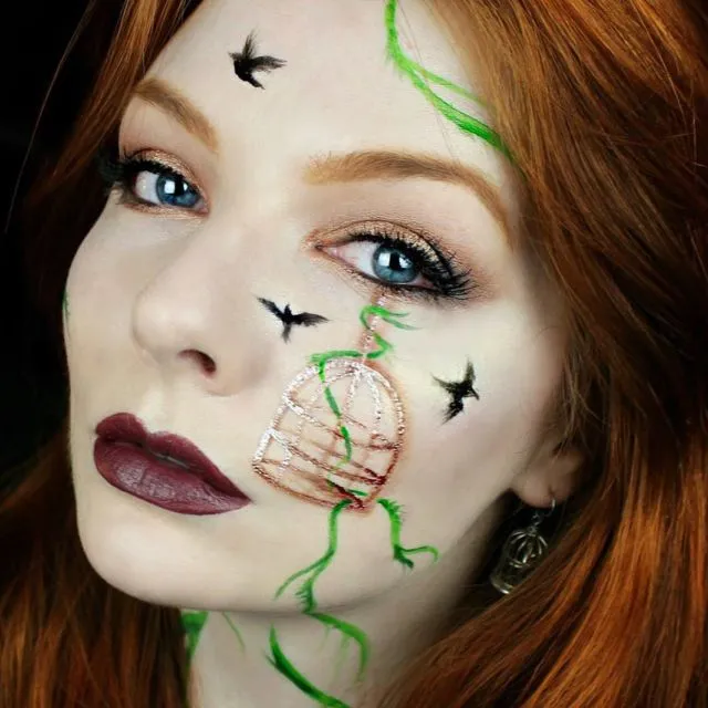 10 Inspirasi Makeup Halloween yang Tak Harus Seram, Tema Cantik dan Mistis Juga Bisa Diterapkan 12