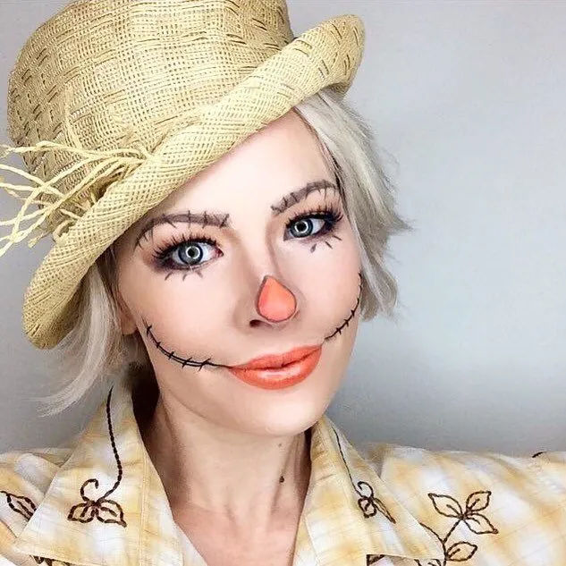 10 Inspirasi Makeup Halloween yang Tak Harus Seram, Tema Cantik dan Mistis Juga Bisa Diterapkan 17