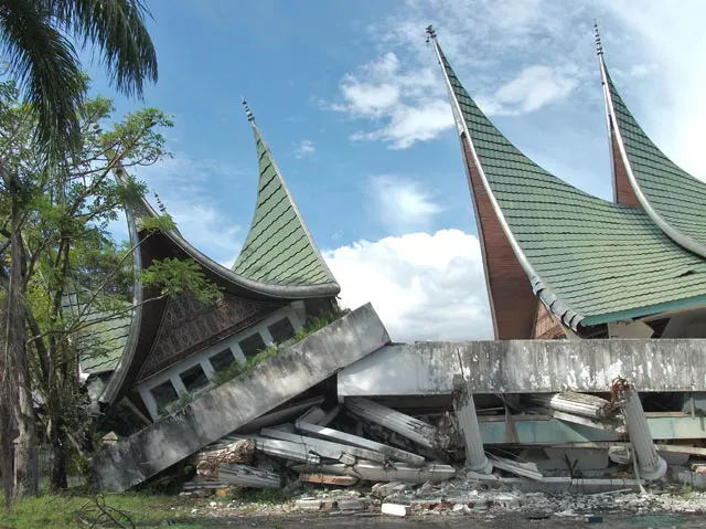 7 Kota di Indonesia yang Terancam Gempa Besar di Masa Depan. Adakah Kamu Tinggal di Sana? 8