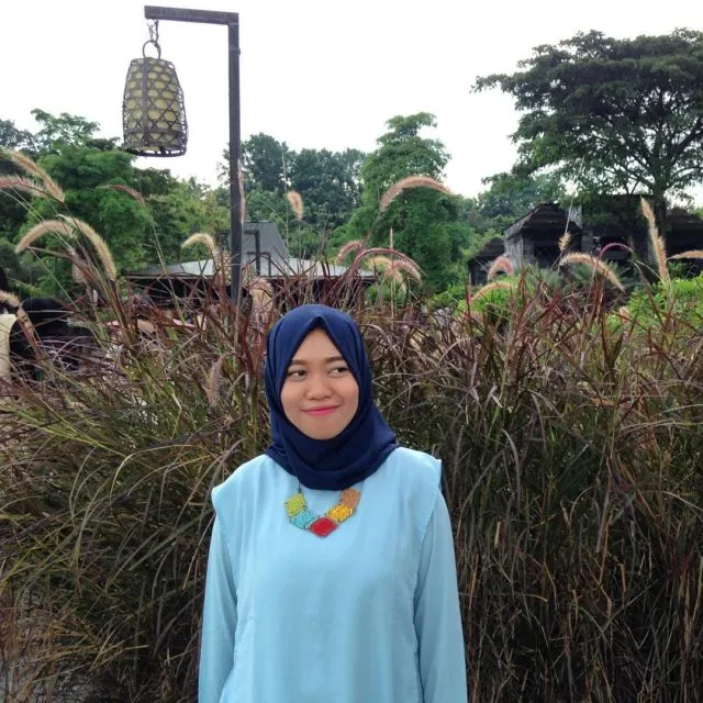 7 Obrolan Cowok Soal Hijab Cewek yang Kadang Bikin Kita Ketawa Melulu. Apa yang Bikin Penasaran sih? 13