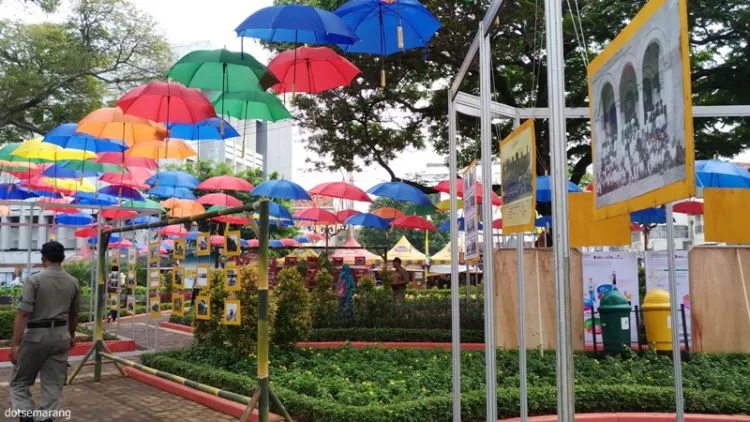 13 Spot Foto Instagramable di Kompleks Kota Lama Semarang. Cocok untuk Liburan di Akhir Pekan! 14