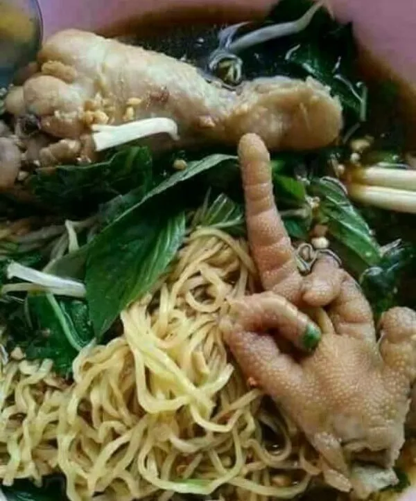 Nggak Bikin Menggairahkan, 15 Foto Makanan ini Malah Bikin Ngakak. Mau Makan Aja Lawak! 16