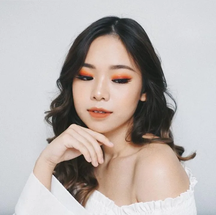 Wawancara Eksklusif Beauty Influencer Molita Lin: Berani dan Percaya Diri Adalah Koentji 19