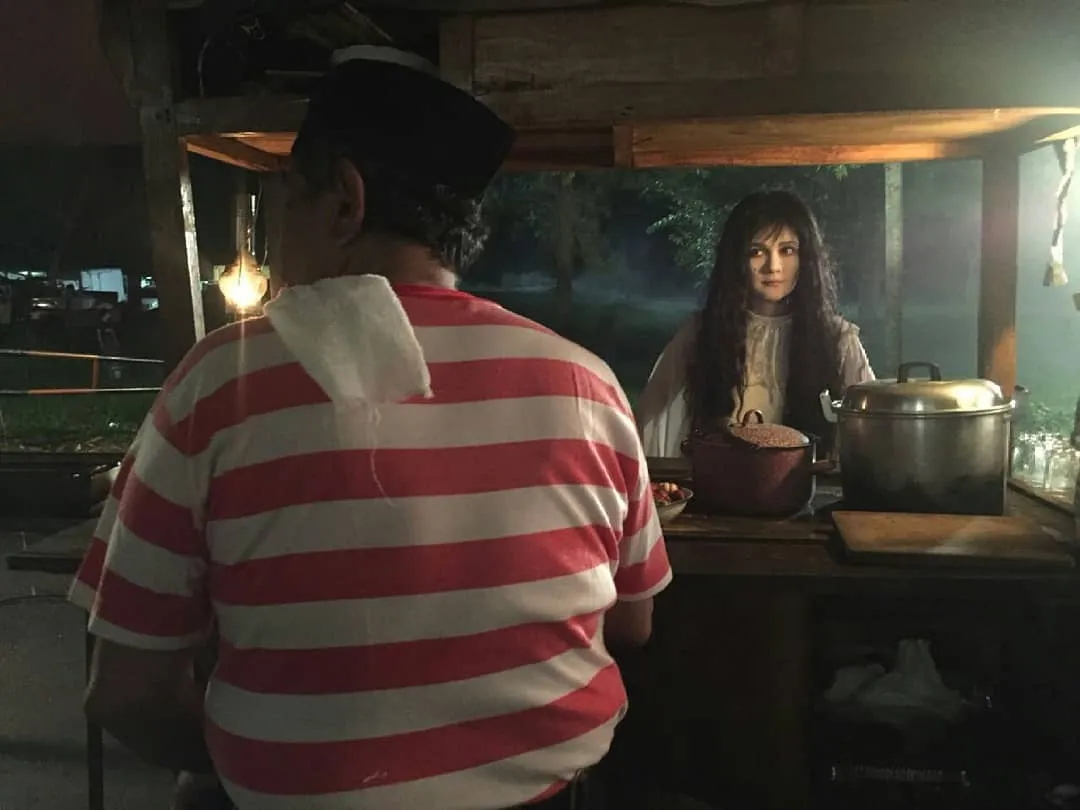 10+ Potret Luna Maya Jadi Suzanna di Film Horor Terbarunya. Siap-Siap Merinding Berjemaah deh! 14