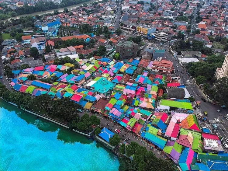 Kampung Bekelir, Spot Wisata yang Lagi Hits di Tangerang. Warna Warni dan Instagramable Abis! 10