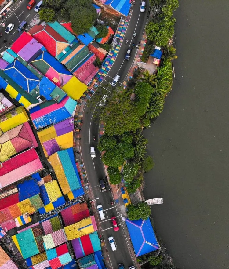 Kampung Bekelir, Spot Wisata yang Lagi Hits di Tangerang. Warna Warni dan Instagramable Abis! 11