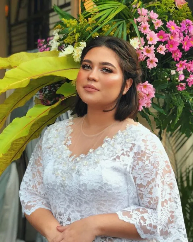 6 Model Baju untuk Menutupi Lengan Berlemak. Anti Minder, Penampilan Tetap Cantik Memikat 12