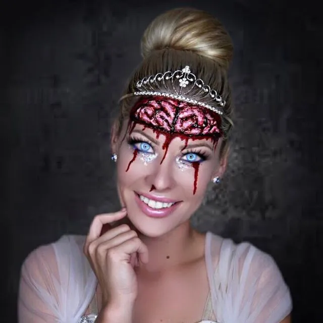 10 Inspirasi Makeup Halloween yang Tak Harus Seram, Tema Cantik dan Mistis Juga Bisa Diterapkan 16
