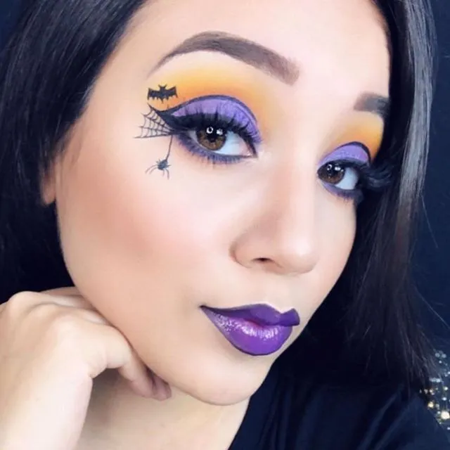 10 Inspirasi Makeup Halloween yang Tak Harus Seram, Tema Cantik dan Mistis Juga Bisa Diterapkan 11