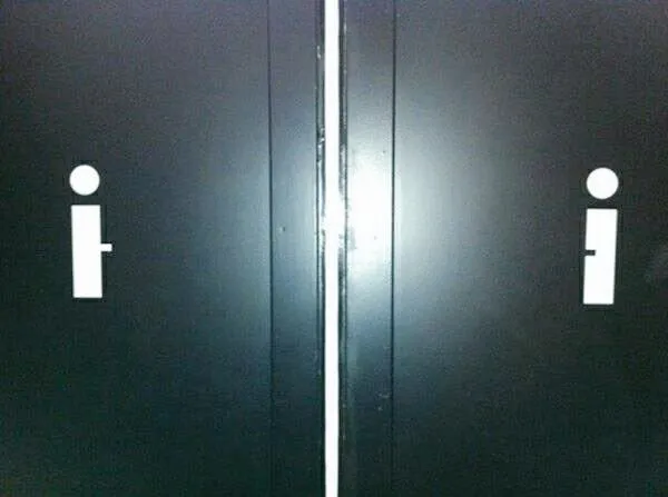 Meski Sudah Kebelet, 10 Simbol di Toilet Umum ini Bikin Kita Mikir Dulu Sebelum Masuk. Kocak! :D 18