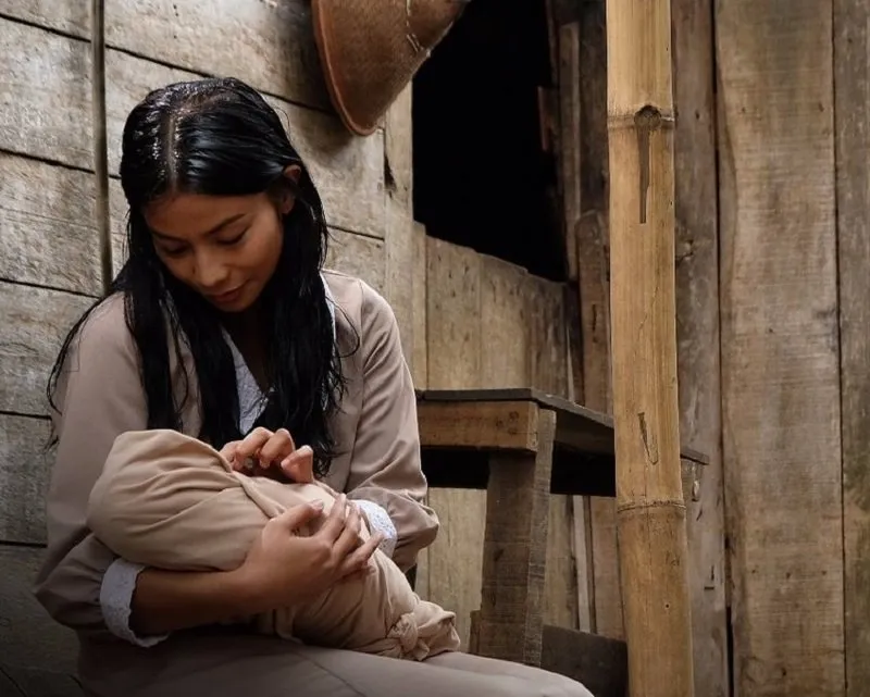 Review Film Asih: 5 Mitos Lokal Soal Kuntilanak dan Bayi yang Baru Lahir, Bikin Merinding Disko! 7