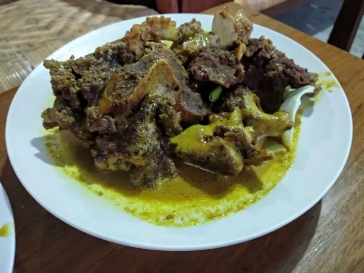 Tengkleng Gajah Jogja, Porsi Gede & Maknyus 4