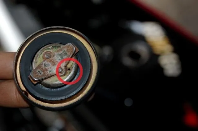 7 Sebab Motor Mogok Tiba-Tiba dan Cara Mengatasinya 10 penyebab motor mogok
