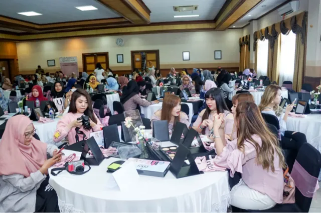 Serunya Nyobain Pixy 4 Beauty Benefits Bareng Beauty Vlogger Cynthian Sunartio. Cantik dan Natural! 6