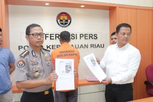 Mulai Dari #KebohonganRatna Sampai Kabar Gempa di Jakarta. Inilah 9 Berita Hoaks Minggu Ini 13
