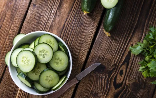 Jangan Dulu Dikupas, 11 Buah dan Sayur Ini Justru Lebih Sehat Dimakan Sekalian Kulitnya 16