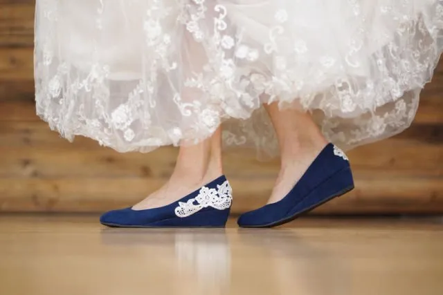 11 Jenis Sepatu yang Bikin Temanten Putri Semakin Ayu. Yang Penting Kamunya Nyaman Dulu 18
