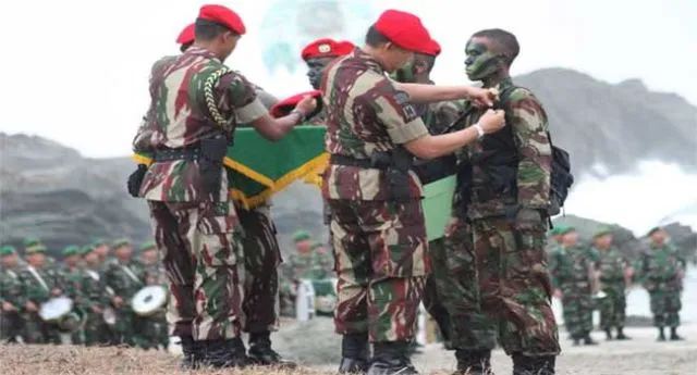 10 Potret Latihan Kopassus RI yang Mirip di Neraka. Pantas Saja Jadi Pasukan Elit yang Disegani 20