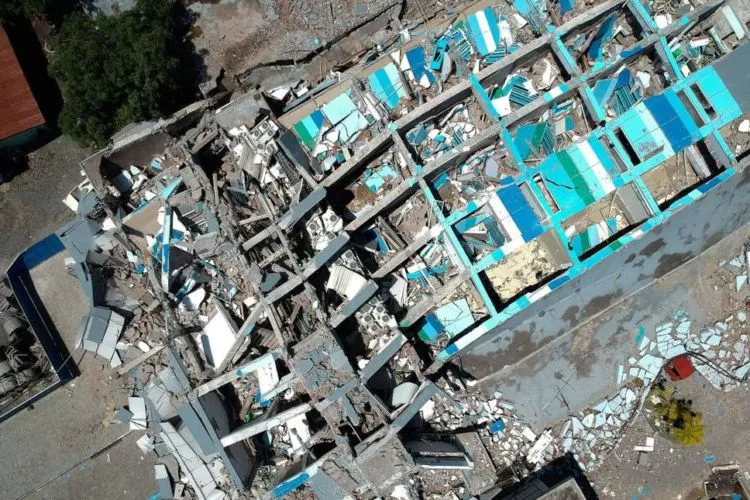 Potret Hotel Roa-Roa Sebelum dan Sesudah Dihantam Gempa Palu. Banyak Korban Terjebak di Sana! 8